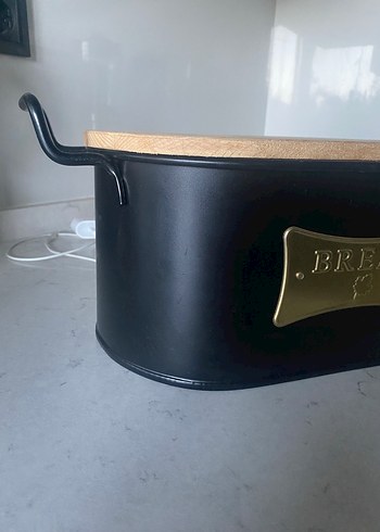 Siyah Metal Ekmek Kutusu kesme tahtalı kapaklı - Görsel 3