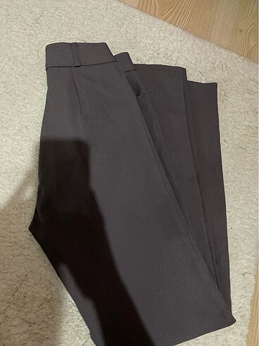 xs Beden trendyolmilla kumas pantolon