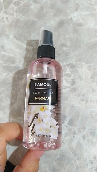 Farmasi vücut spreyi BODYMIST