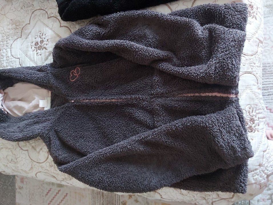 Kız Çocuk Gri Kürklü Nakışlı Sweatshirt - Görsel 3