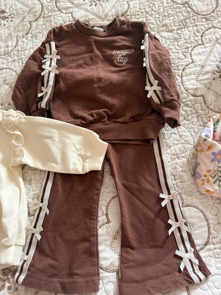 Dantel Detaylı Kahverengi bebek Eşofman Takımı - Görsel 3