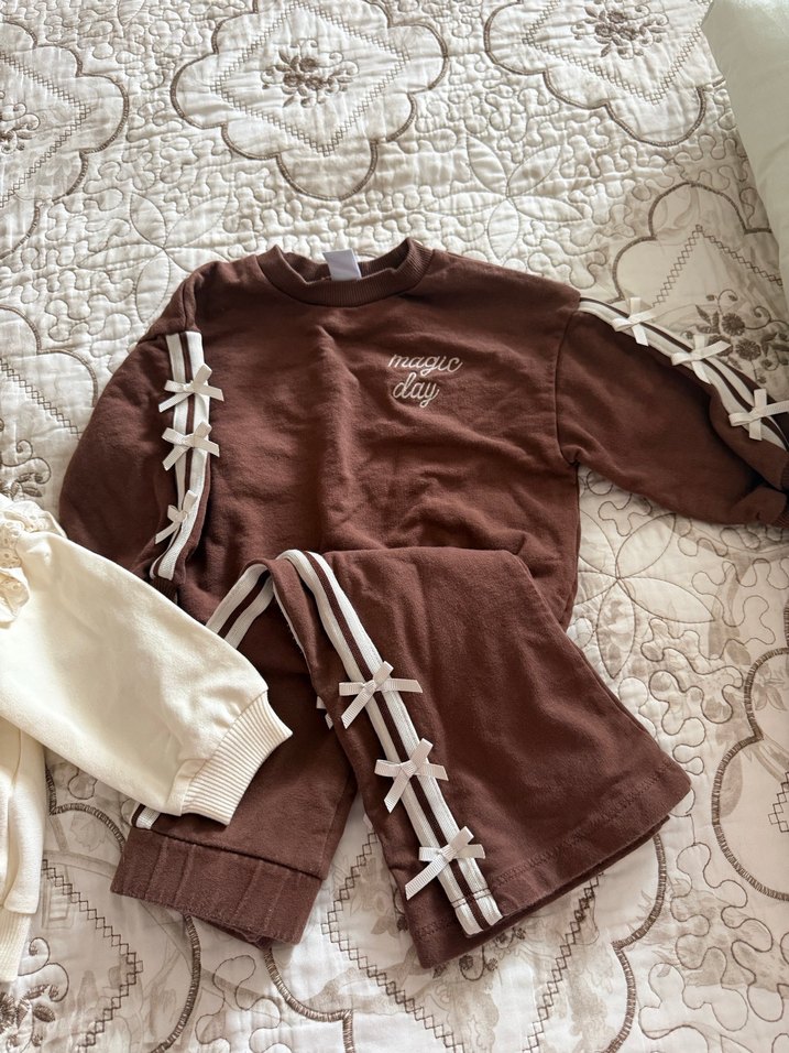 Dantel Detaylı Kahverengi bebek Eşofman Takımı - Görsel 2