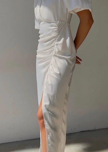 Beyaz Drapeli Midi Elbise - Görsel 4