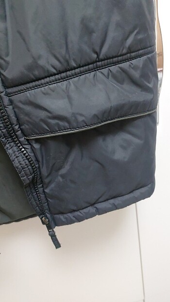 10 Yaş Beden siyah Renk H&M erkek çocuk yelek
