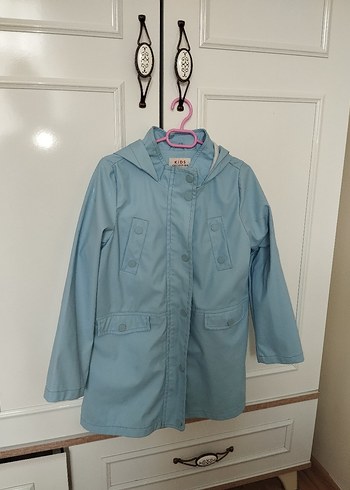 Kız Çocuk Mavi Düğmeli Denim Yağmurluk