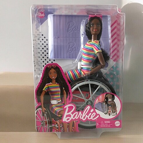 Barbie Fashionistas 166