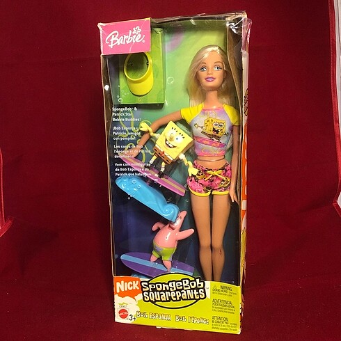 Barbie Barbie ile Patrick ve SpongeBob sörfte