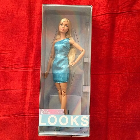 Barbie LOOKS #23