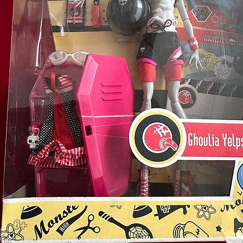 Beden Monster High Ghoulia Yelps
