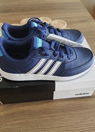 32 Beden lacivert Renk Adidas orjinal