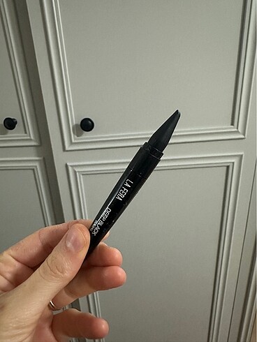 Beden LAFERA DEEP BLACK EYELİNER