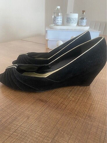 37 Beden Charles & Keith Marka Ayakkabı