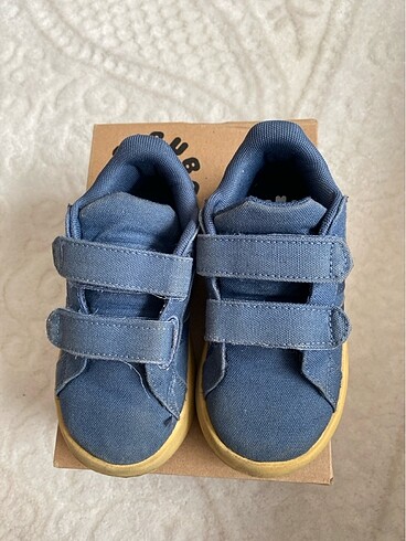 Adidas Bubble Comfy