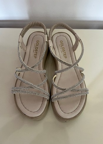 Bej Gümüş Taş İşlemeli Dolgu Topuklu Kadın Sandalet - Görsel 2