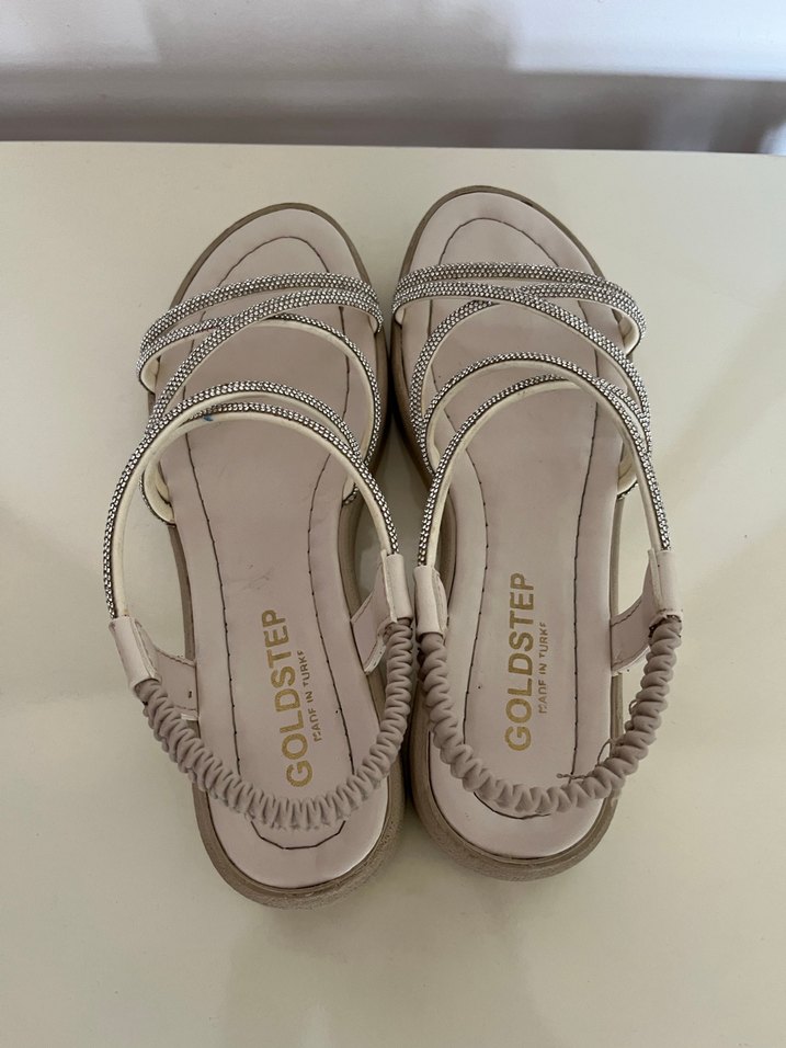 Bej Gümüş Taş İşlemeli Dolgu Topuklu Kadın Sandalet - Görsel 3