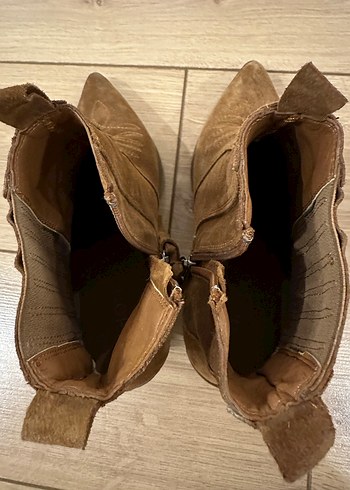 Hotiç taba rengi süet bot sivri burun - Görsel 4