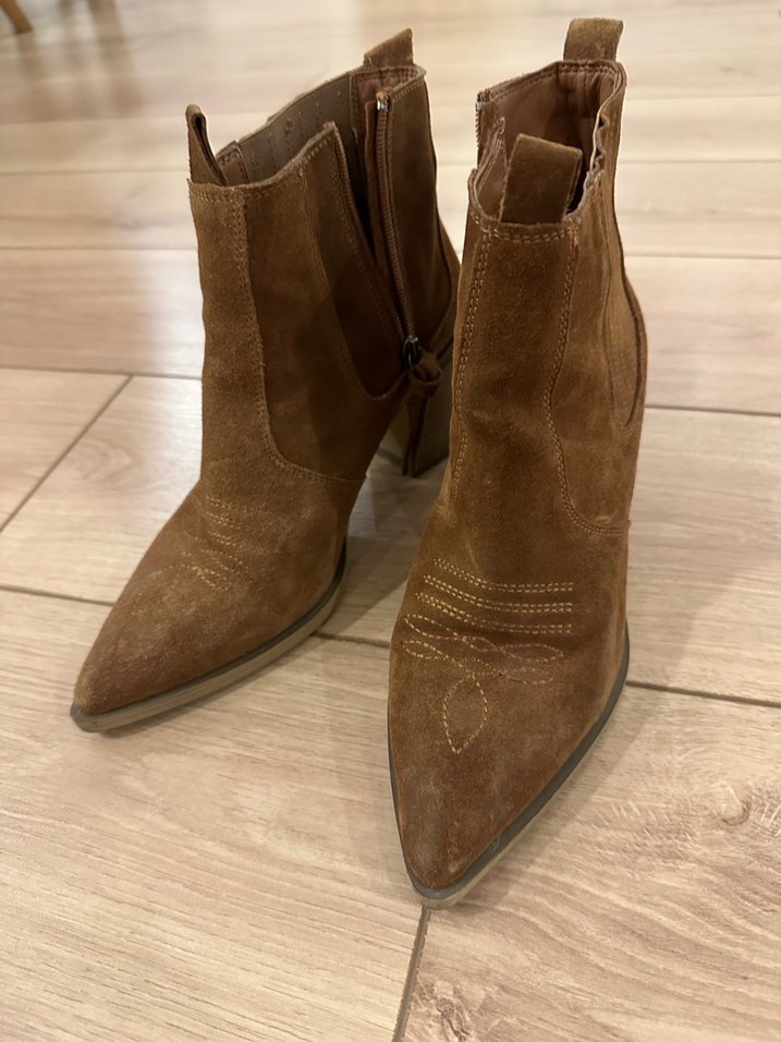 Hotiç taba rengi süet bot sivri burun - Görsel 3