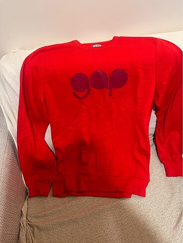 Gap kırmızı sweatshirt