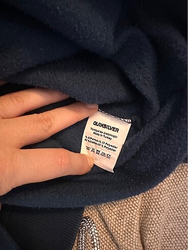 m Beden Quicksilver sweatshirt