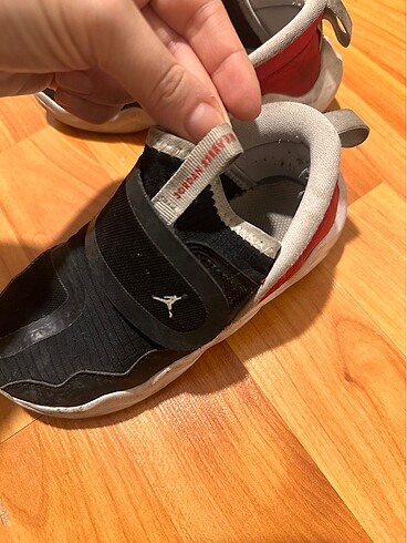 27 Beden siyah Renk Nike Jordan spor ayakkabı
