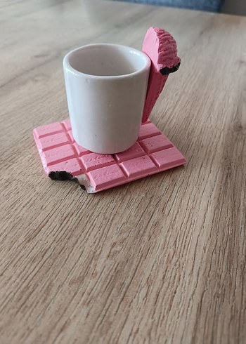 Beden Pembe Dondurma Detaylı Mini Fincan