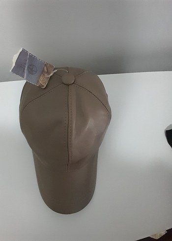 Beden Bej suni deri kadinada erkek içinde uygundur