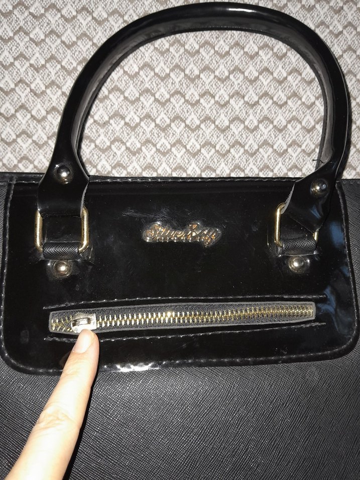 Siyah Deri Fermuarlı Kadın Çanta - Görsel 4