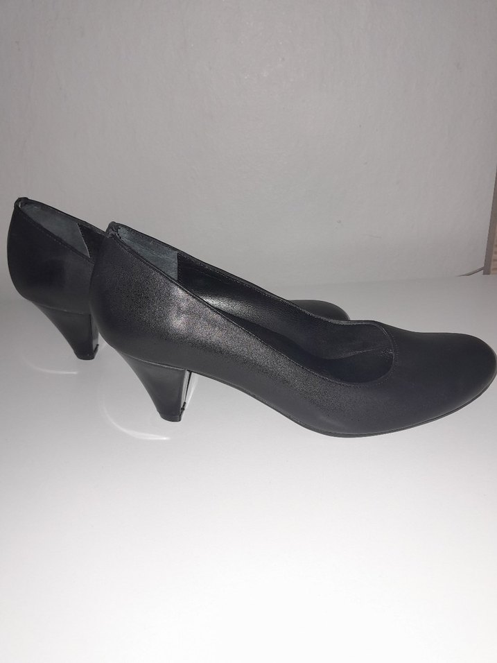 Kadın Siyah Klasik Topuklu Ayakkabı - Görsel 4