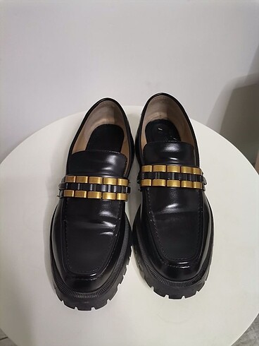 39 Beden Zara?nın favori ayakkabısı