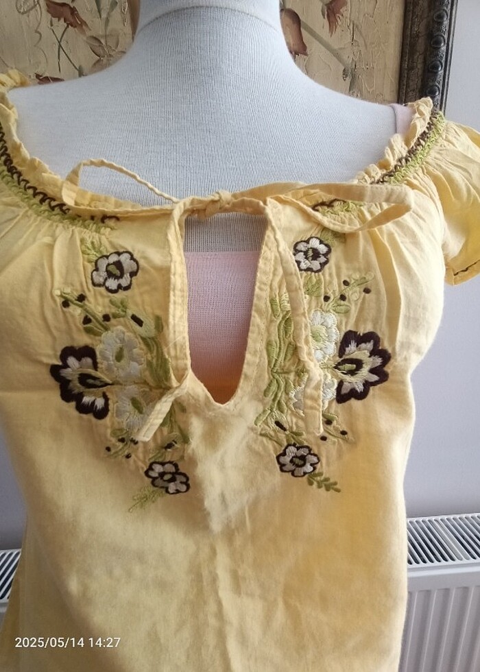 Petit işlemeli bluz - Görsel 3