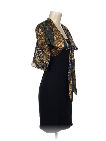 Vintage Love PreLoved Kısa Elbise %70 İndirimli.