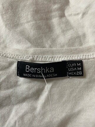 m Beden Bershka Mini Üst %70 İndirimli.