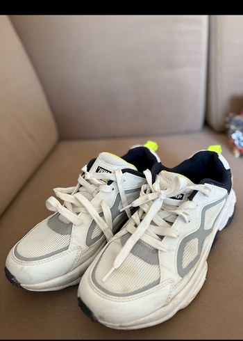 Beyaz Gri Elastik Detaylı Spor Ayakkabı - Görsel 2