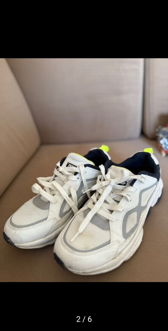 Beyaz Gri Elastik Detaylı Spor Ayakkabı - Görsel 2