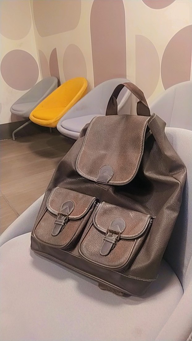 Kahverengi Deri Kadın Sırt Çantası - Görsel 2