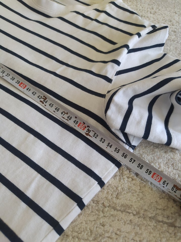 Gri Çizgili V Yaka Pamuklu Tişört - Görsel 4