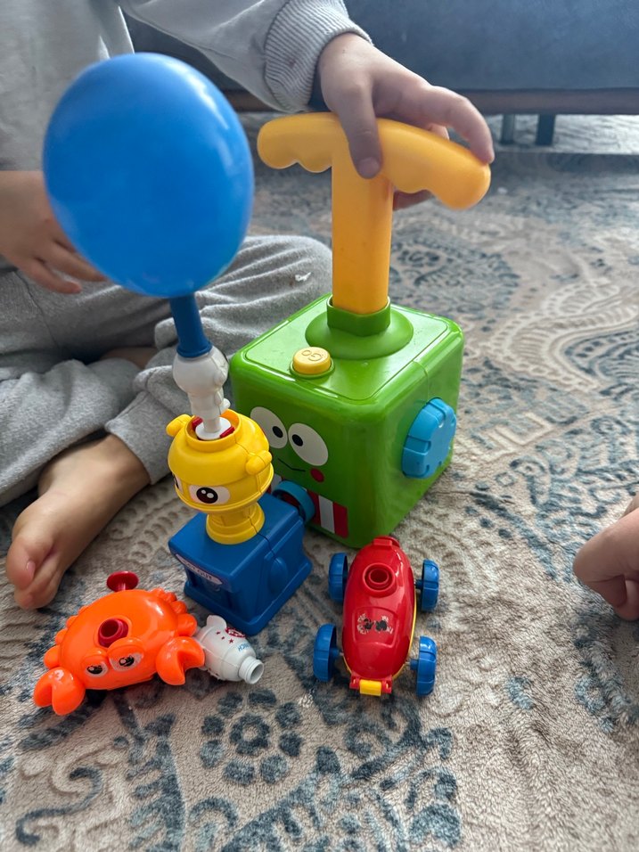 Renkli Balonlu ve Araba Oyuncak Seti - Görsel 2