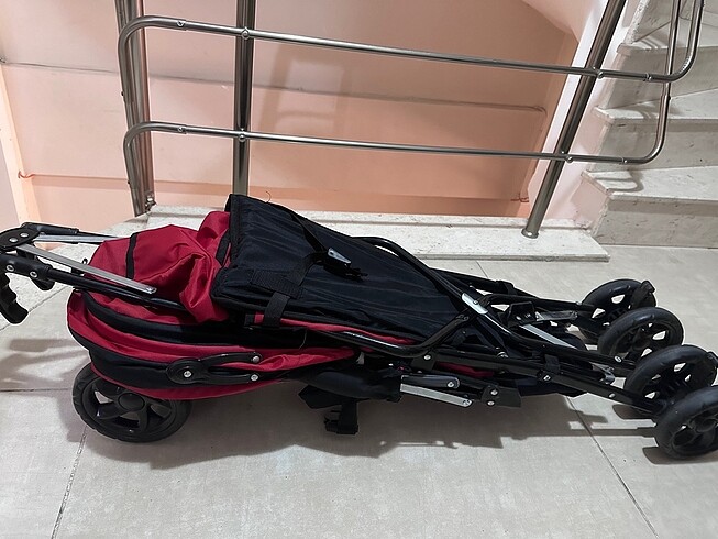 9- 18 kg Beden kırmızı Renk Baston bebek arabası