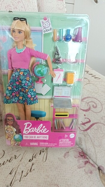 Öğretmen barbie