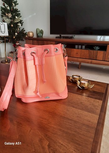 Pembe Deri Pilili Kadın Omuz Çantası - Görsel 3