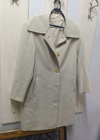 Bej Düğmeli Midi Kadın Kaban - Görsel 3