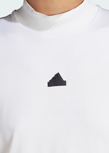 Kadın Beyaz Yüksek Yakalı Crop Top - Görsel 2