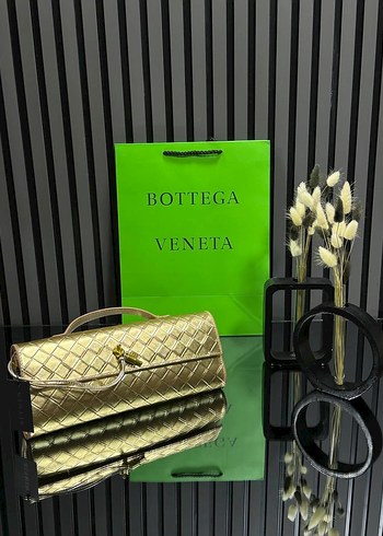  Beden Bottega Veneta Kadın Çanta