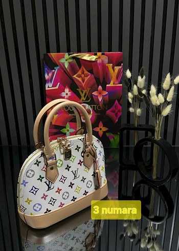  Beden beyaz Renk Louis Vuitton el ve omuz çantası