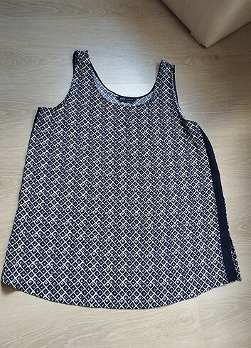 Marks & Spencer bluz