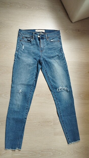 GAP skinny jean