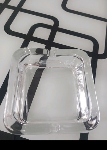 Kalın cam küllük 
Ürün yenidir - Görsel 3