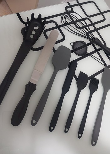 Siyah Gri silikon Mutfak Gereçleri Seti
Adet Fiyatıdır bilginize - Görsel 2
