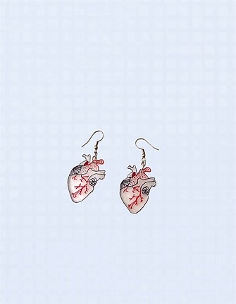 Hearts küpe