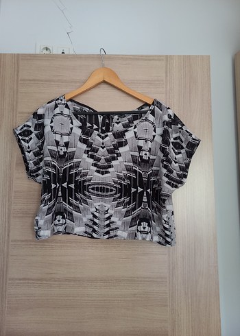 Gri Desenli Kısa Kollu Bluz